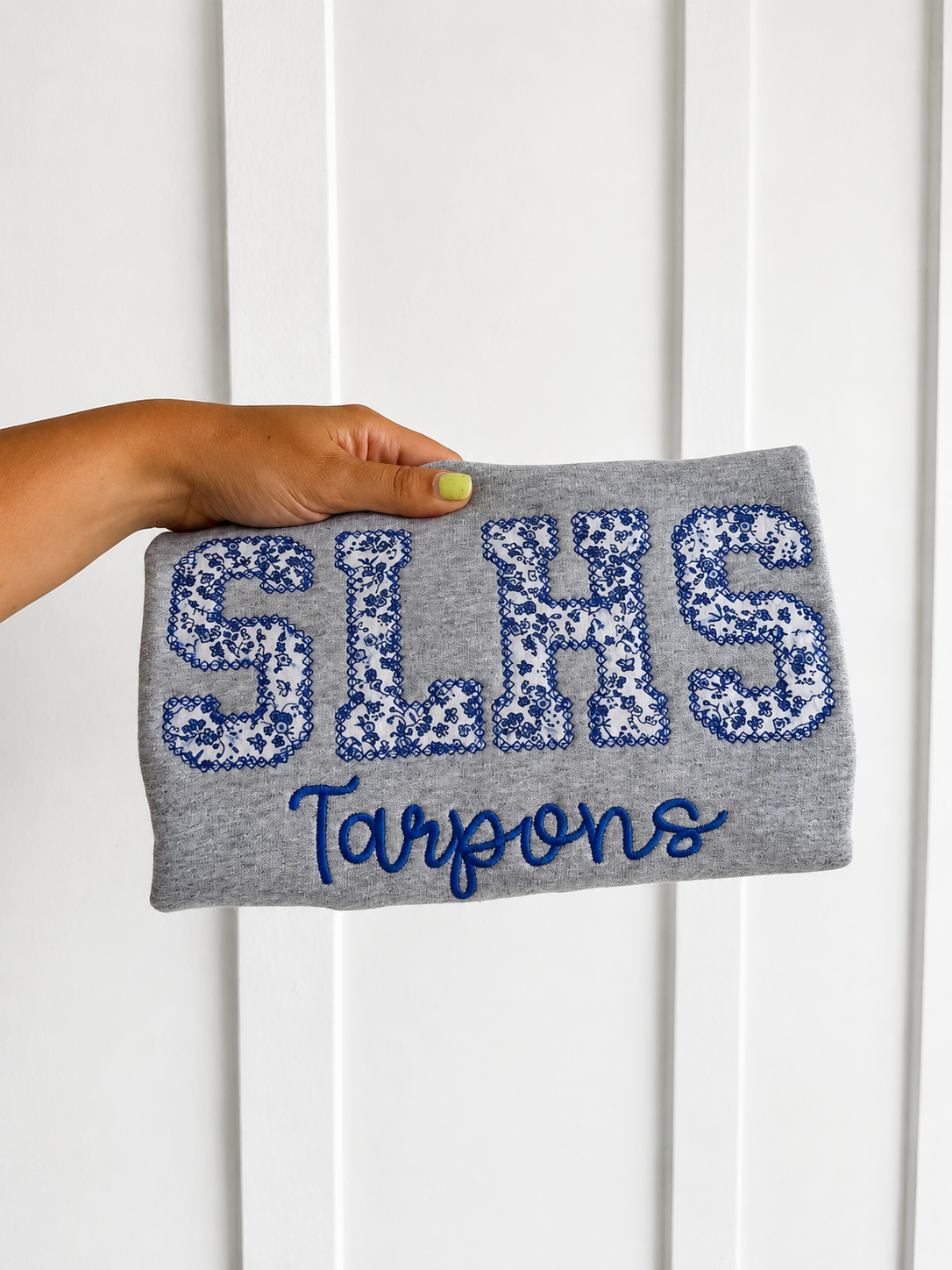 Diamond Stitch Embroidered Sweatshirt